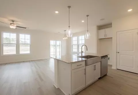 3159 Zeppelin Ln, Sumter, SC 29154 photo 5