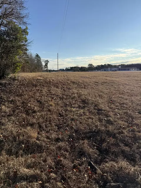 5830 Arthur Rd, Sumter, SC 29154