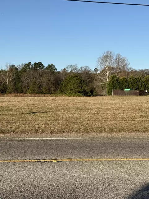 5590 Broad St, Sumter, SC 29154 photo 2