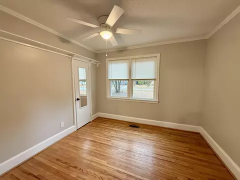 Bedroom - 6 Thomas Dr, Sumter, SC 29150 photo 1 of 4