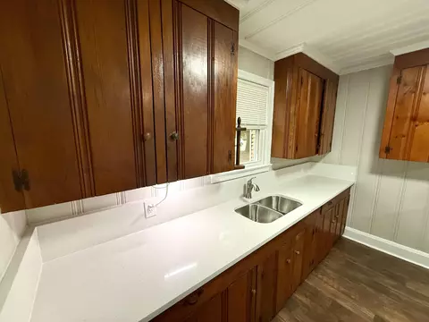 Kitchen - 6 Thomas Dr, Sumter, SC 29150 photo 3 of 7