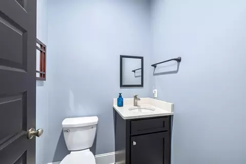 Bath - 3020 Lowerlake Dr, Sumter, SC 29150 photo 5 of 6