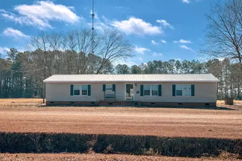 206 W New Hope Rd, Coward, SC 29530