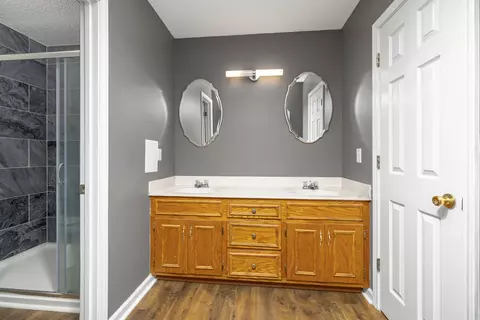 Bath - 2605 Nicholson Dr, Sumter, SC 29150 photo 4 of 5