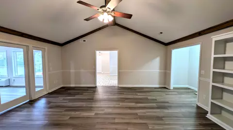 Living - 1210 Kolb Rd, Sumter, SC 29154 photo 5 of 5