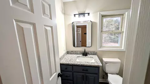 Bath - 1210 Kolb Rd, Sumter, SC 29154 photo 3 of 4