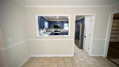 Entry Way - 1210 Kolb Rd, Sumter, SC 29154 photo 2 of 3