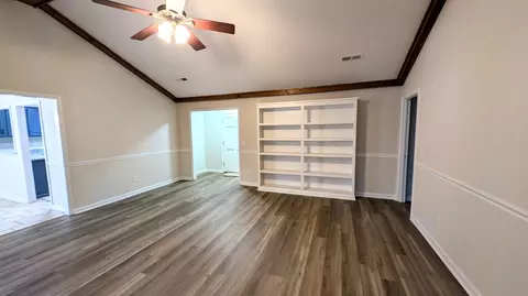 Living - 1210 Kolb Rd, Sumter, SC 29154 photo 4 of 5