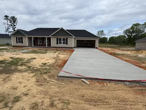 4535 Easy St, Rembert, SC 29128