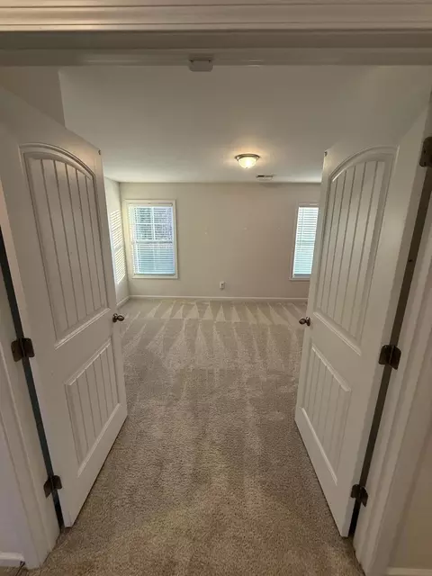 Entry Way - 350 Chesapeake Dr, Sumter, SC 29154 photo 1 of 1