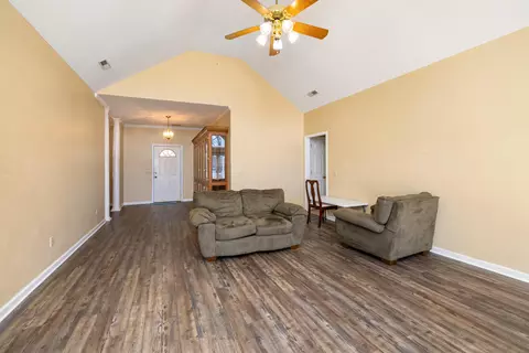 Living - 485 Emerald Lake Dr, Sumter, SC 29153 photo 3 of 7