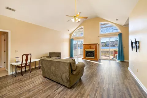 Living - 485 Emerald Lake Dr, Sumter, SC 29153 photo 1 of 7