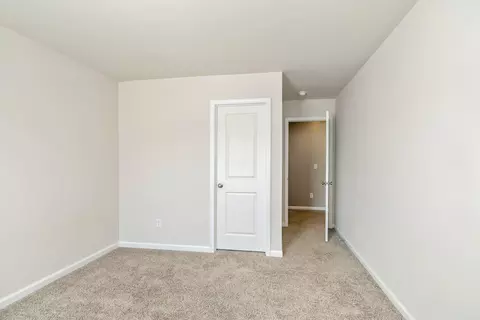Bedroom - 1919 Barnhart Dr, Sumter, SC 29153 photo 8 of 10