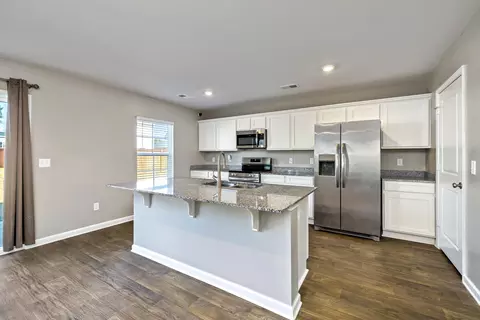 Kitchen - 1919 Barnhart Dr, Sumter, SC 29153 photo 1 of 3