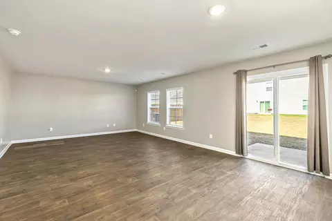 Living - 1919 Barnhart Dr, Sumter, SC 29153 photo 1 of 3