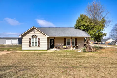 4385 Camden Hwy, Dalzell, SC 29040