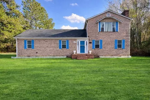 1557 W Market Ext, Cheraw, SC 29520