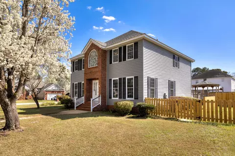 1166 Hallie Dr, Florence, SC 29505