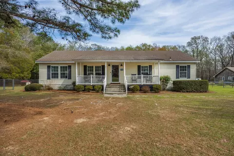 813 Motley Rd, Hopkins, SC 29061