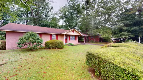 633 Sykes St, Manning, SC 29102