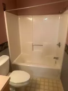 Bath - 3389 Wilton Dr, Sumter, SC 29150 photo 3 of 4