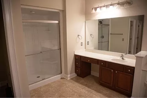 Bath - 50 Pyramid Ct, Sumter, SC 29154 photo 1 of 3
