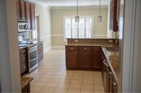 Kitchen - 50 Pyramid Ct, Sumter, SC 29154 photo 3 of 3