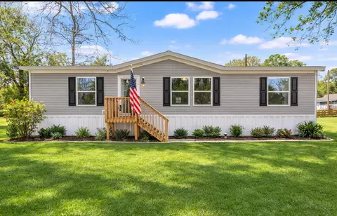 220 Green St, Santee, SC 29142