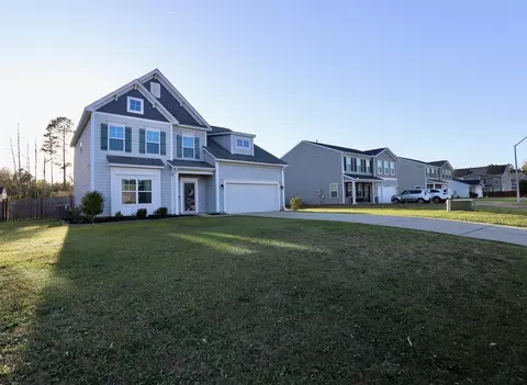940 Cormier Dr, Sumter, SC 29154