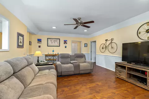 Living - 40 Flagstick Ct, Sumter, SC 29154 photo 1 of 1