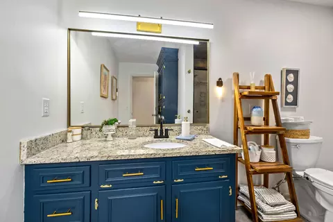 Bath - 40 Flagstick Ct, Sumter, SC 29154 photo 6 of 9