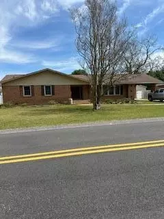 221 Wildwood Ave, Sumter, SC 29154