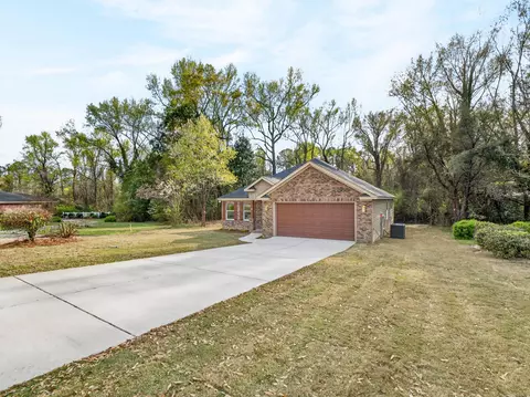 Exterior - 32 Harrell Rd, Sumter, SC 29150 photo 5 of 13