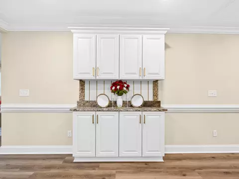 Dining - 32 Harrell Rd, Sumter, SC 29150 photo 5 of 8