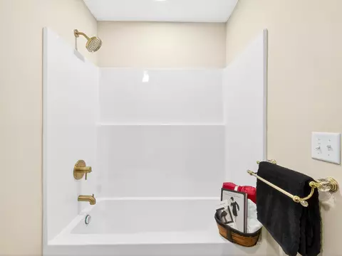 Bath - 32 Harrell Rd, Sumter, SC 29150 photo 5 of 5