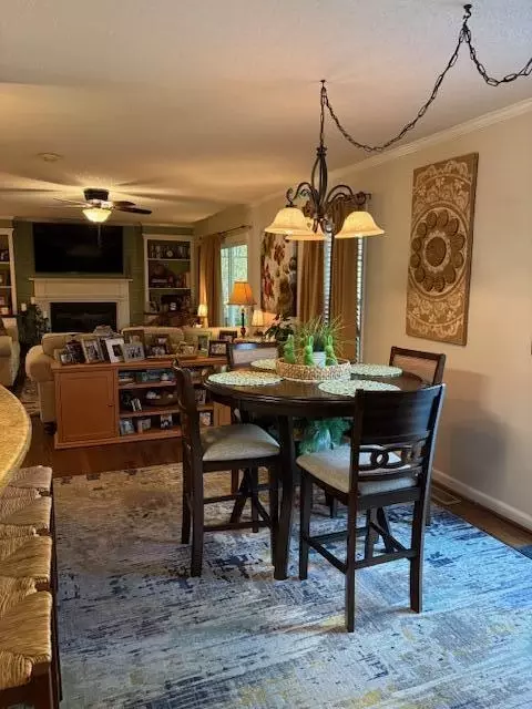 Dining - 2525 Merganzer Dr, Sumter, SC 29150 photo 2 of 3