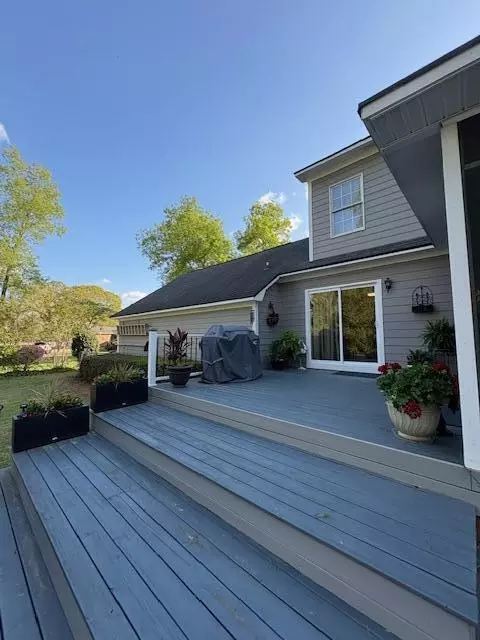 Exterior - 2525 Merganzer Dr, Sumter, SC 29150 photo 12 of 15