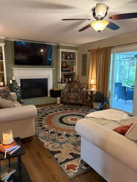 Living - 2525 Merganzer Dr, Sumter, SC 29150 photo 3 of 3