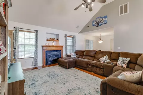 Living - 1135 Malone Dr, Sumter, SC 29154 photo 1 of 1