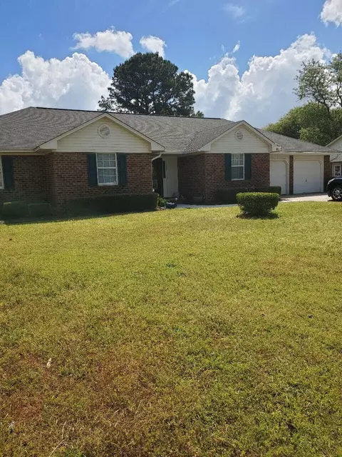 335 Derek Dr, Sumter, SC 29154