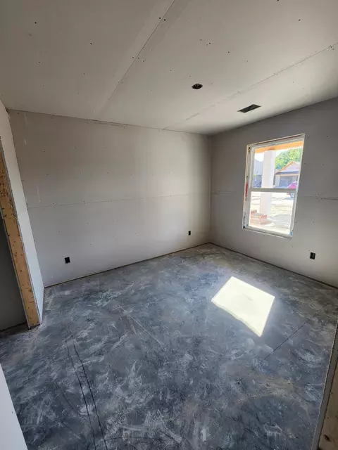 Bedroom - 1815 Gallery Dr, Sumter, SC 29153 photo 2 of 3