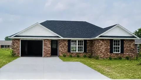 221 Andrew Dr, Manning, SC 29102