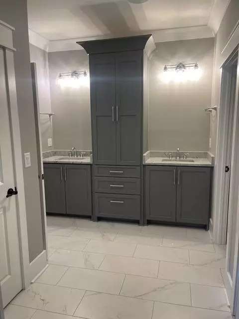 Bath - 3060 Carter Rd, Sumter, SC 29150 photo 3 of 5