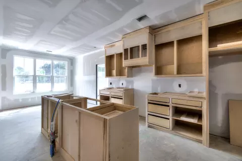 Kitchen - 3060 Carter Rd, Sumter, SC 29150 photo 2 of 5