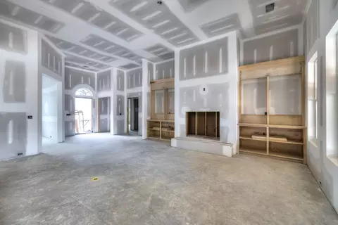 Living - 3060 Carter Rd, Sumter, SC 29150 photo 3 of 4