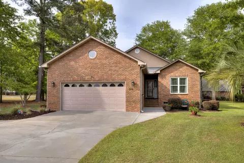 505 Oak Hill Dr, Manning, SC 29102