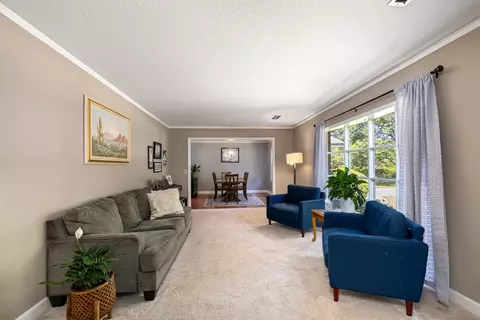 Living - 59 Pathfinder Dr, Sumter, SC 29150 photo 1 of 3