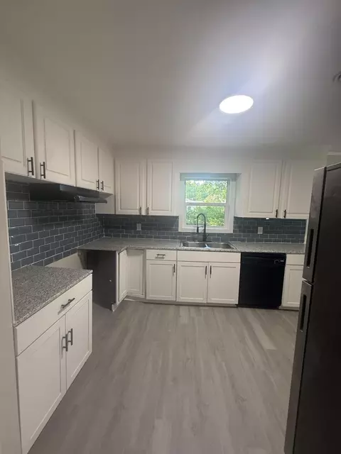 Kitchen - 311 Lee St, Sumter, SC 29150 photo 6 of 7