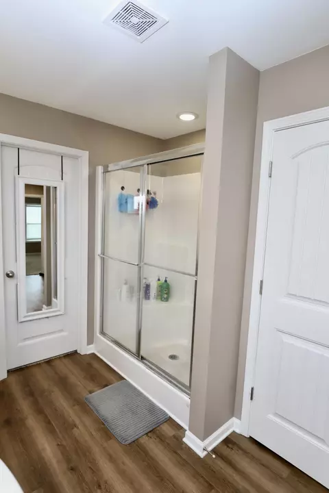 Bath - 500 Kittiwake Ln, Sumter, SC 29150 photo 7 of 10