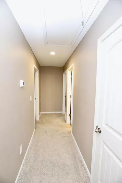 Entry Way - 500 Kittiwake Ln, Sumter, SC 29150 photo 8 of 13